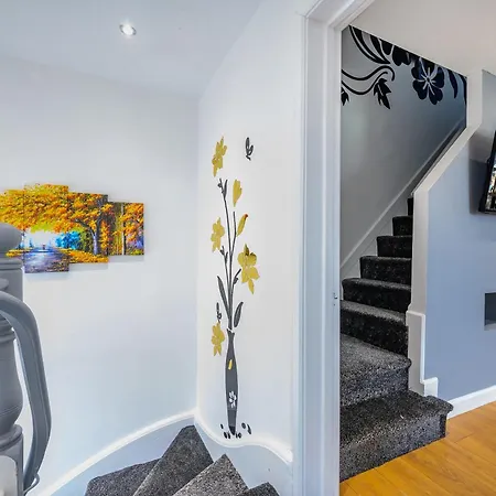 -ra83- For Your Relaxed,cosy Stay,free Parking Leeds (West Yorkshire)